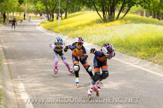 图为比赛现场。李岩摄.jpg