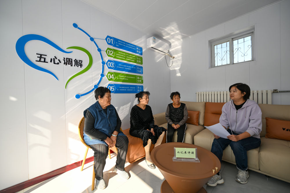 10.《防范青少年药物滥用》.JPG 10.《防范青少年药物滥用》.JPG