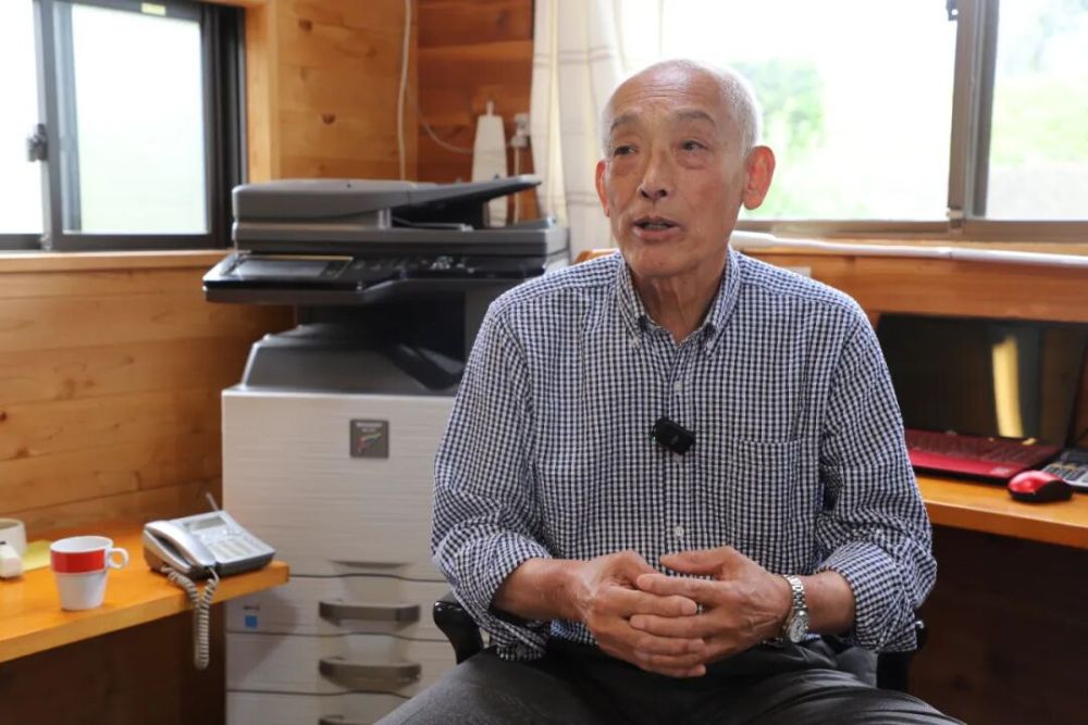 10.《防范青少年药物滥用》.JPG 10.《防范青少年药物滥用》.JPG