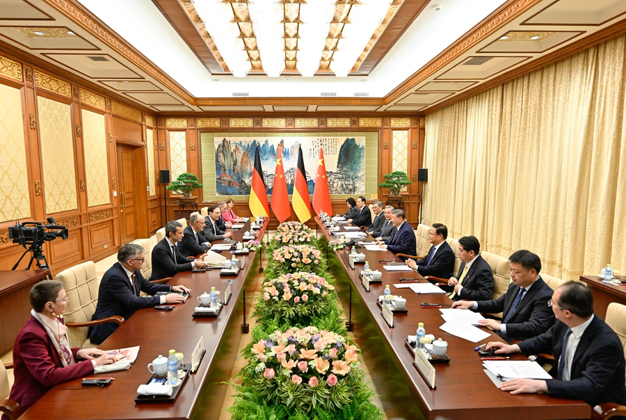 0.1 (1).JPG 0.1 (1).JPG